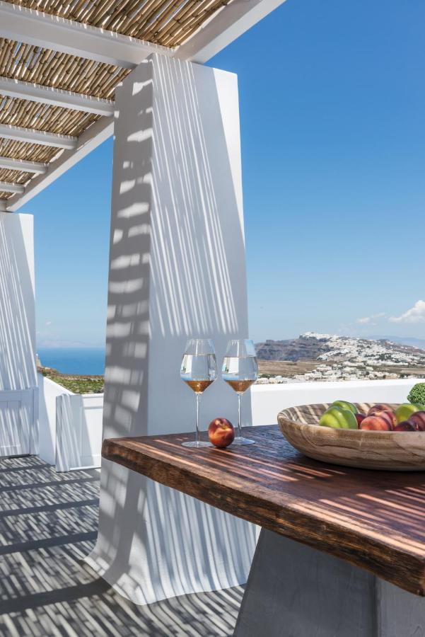 White & Co Exclusive Island Pírgos